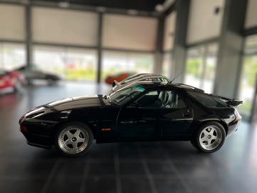 1990 Porsche 928 照片 3