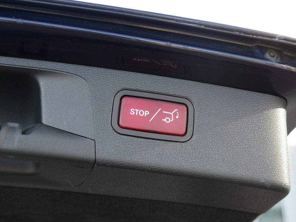 Mercedes-Benz E 300 de T-Modell |Avantgarde|DISTR|LED|NAVI|AHK