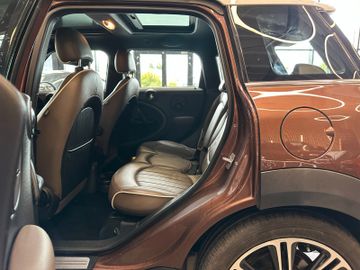MYAUTOCENTER – Gebraucht- und Jahreswagen mit Werkstattservice in Pfaffenhofen MINI Cooper SD Countryman TEM*NAVI*PDC*PANO*XENON*