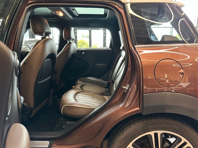 MYAUTOCENTER – Gebraucht- und Jahreswagen mit Werkstattservice in Pfaffenhofen MINI Cooper SD Countryman TEM*NAVI*PDC*PANO*XENON*