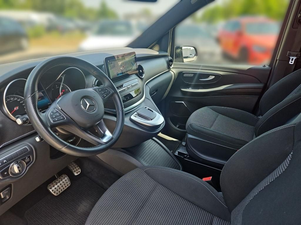 Fahrzeugabbildung Mercedes-Benz V 300 ED/L 4x4 AMG 7 Sitze 2,5t AHK Sound Standh