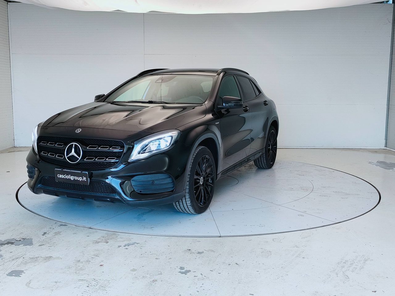 Mercedes-Benz GLA-X156 2017 - GLA 200 d Night Ed