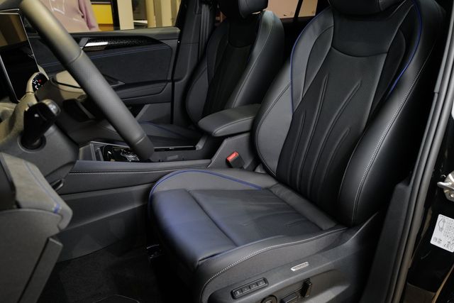 Volkswagen Tiguan 2.0TSI DSG 4Motion R-Line BlackStyle Pano