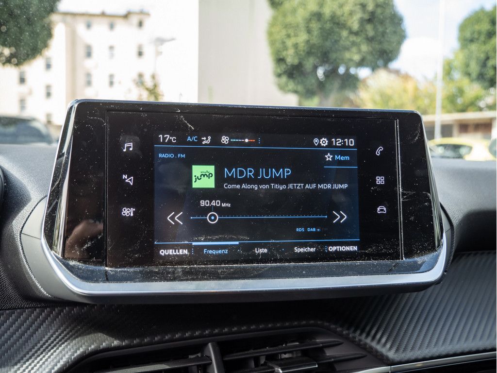 Peugeot 208 - Bild 12