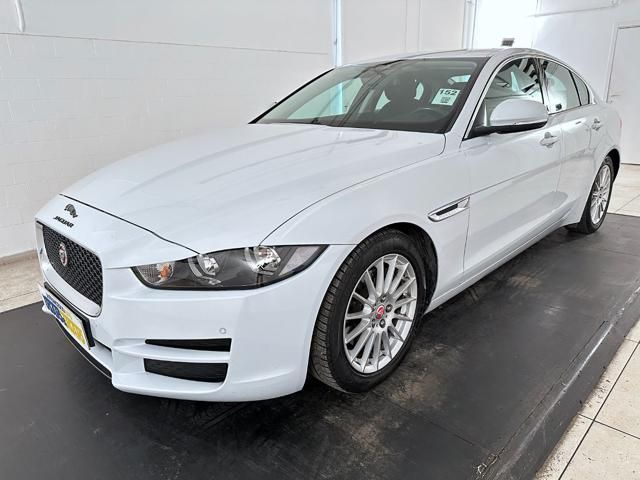 Jaguar JAGUAR XE 2.0d Prestige Business edition 163cv a