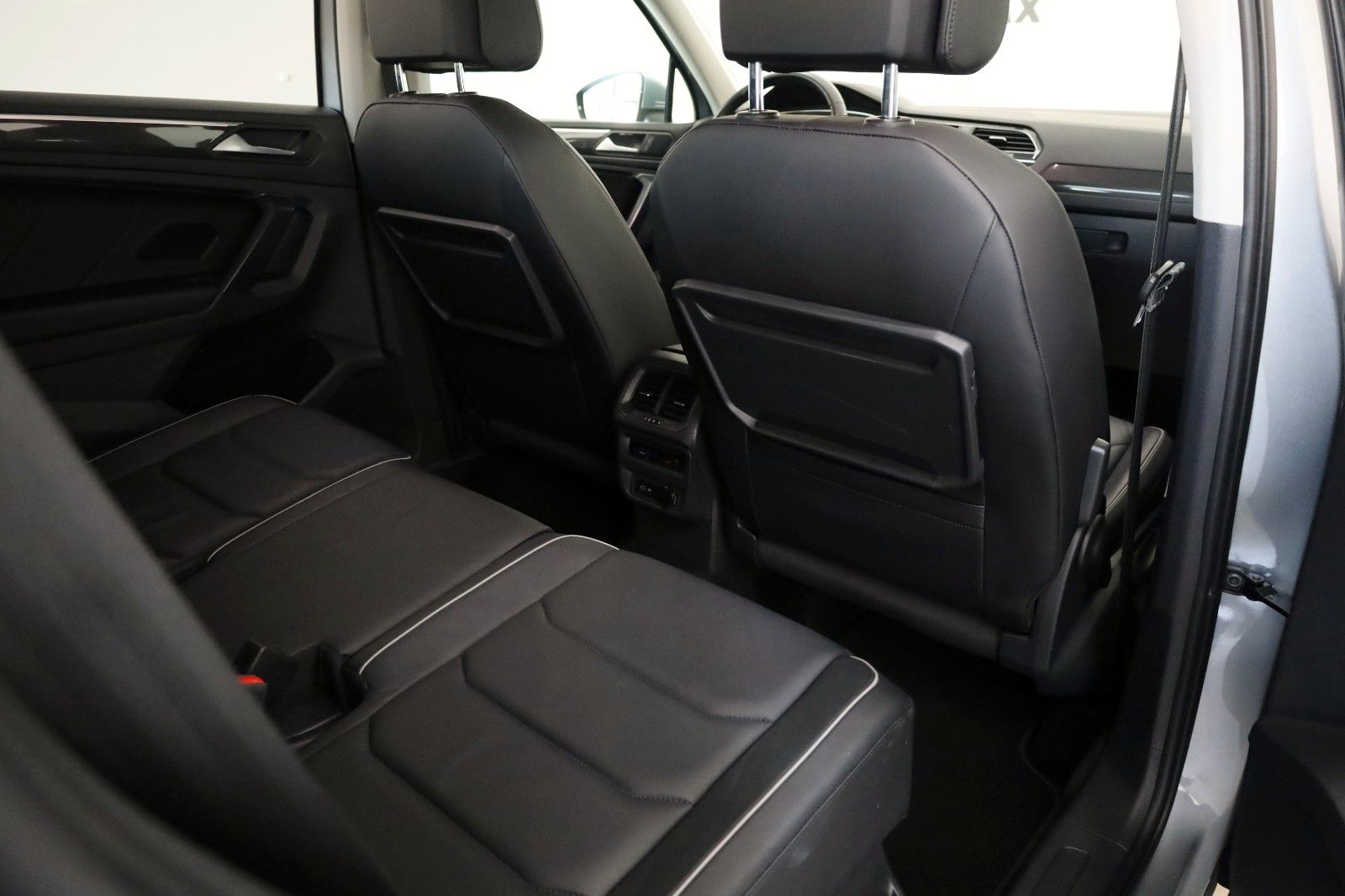 Fahrzeugabbildung Volkswagen Tiguan Allspace Highline,Navi,ACC,Panorama,AHK