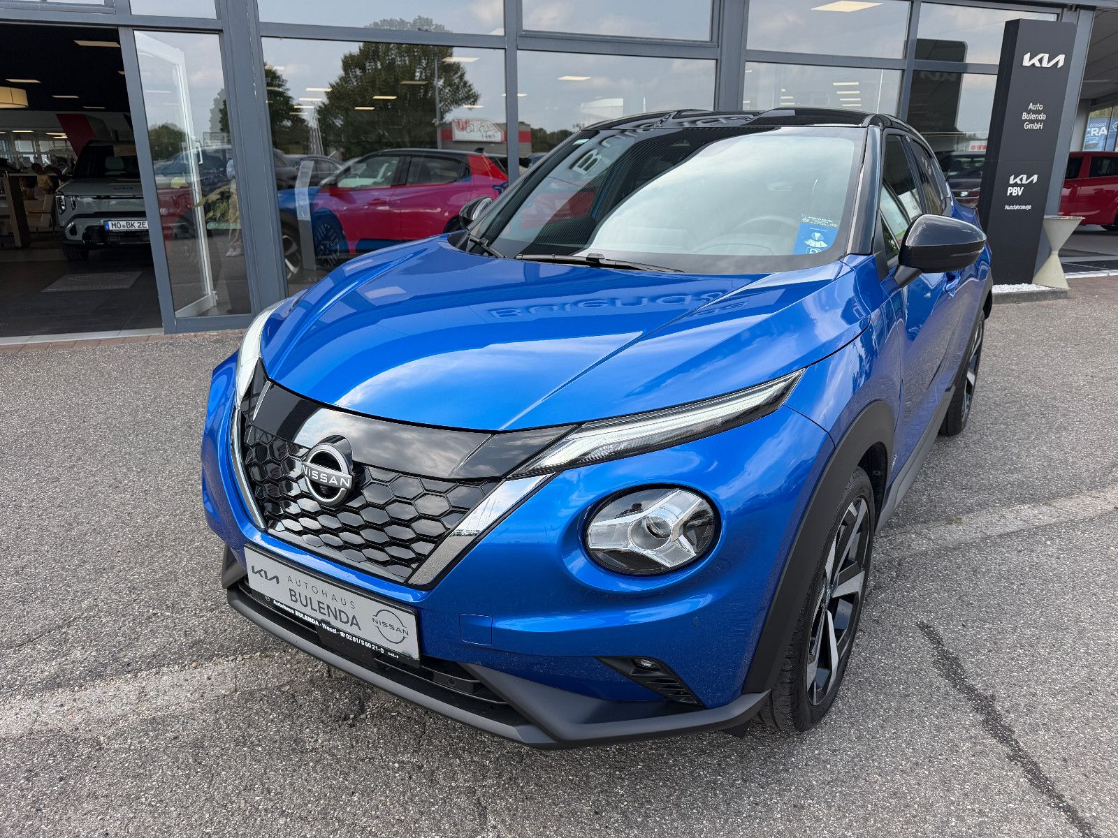 Nissan Juke 1.6 Hybrid Tekna NAVI Allwetterreifen imagem 2