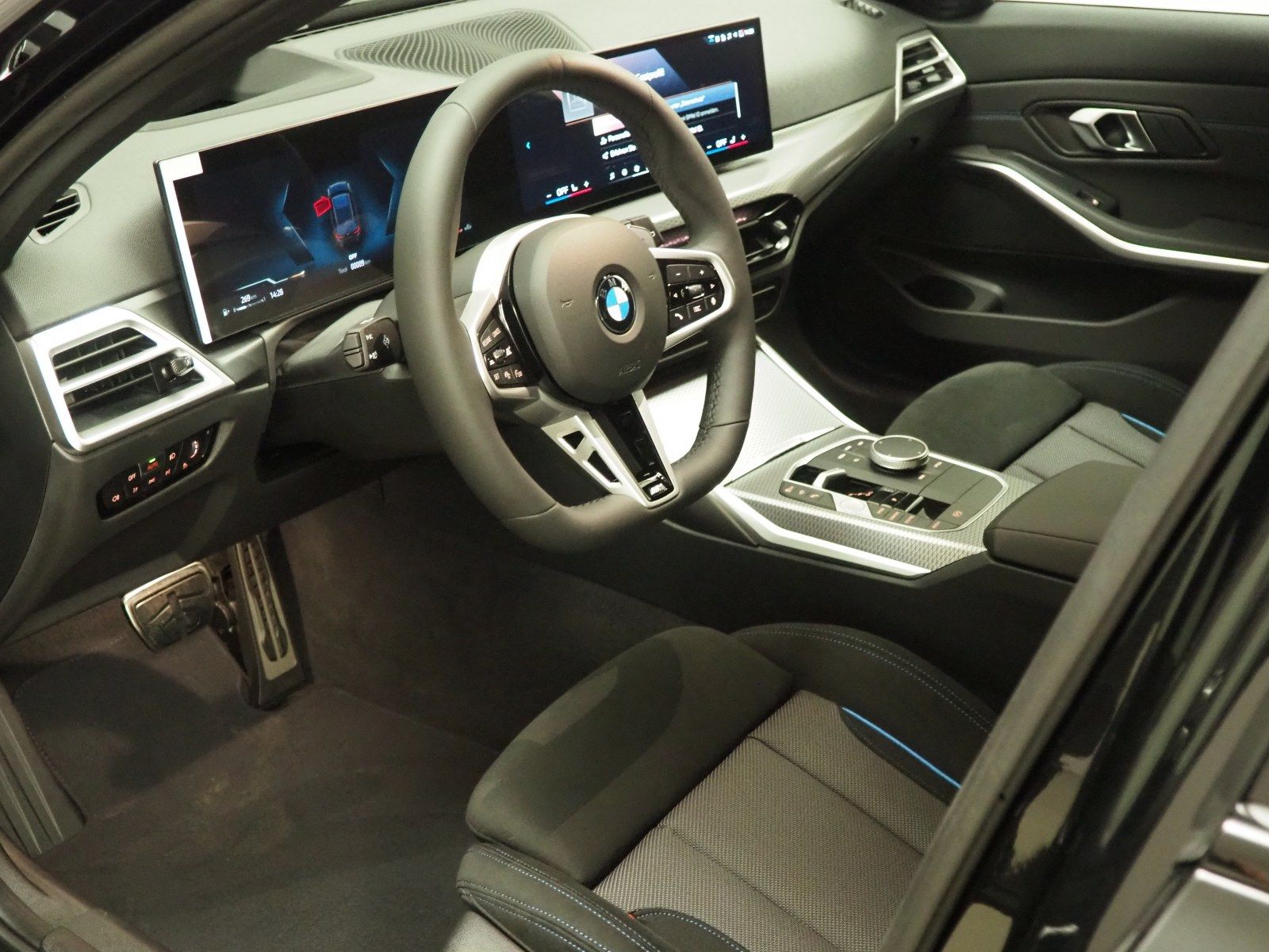 BMW 318D (M-Sport Navi LED AHK Shz PDC MFL) foto 6
