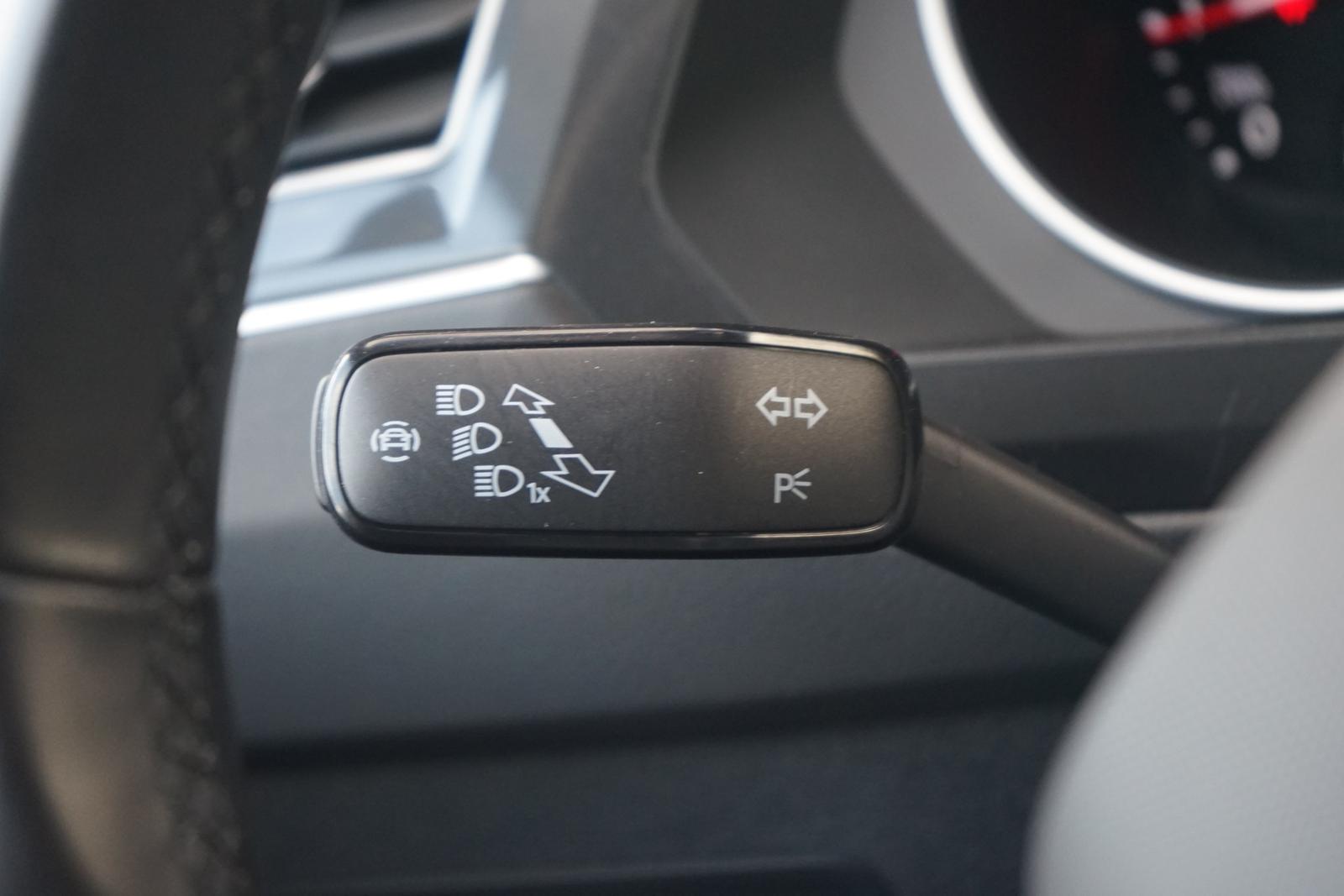 Volkswagen Tiguan 1.5 TSI Active LED Navi ACC Totwinkel AHK, миниатюра 20