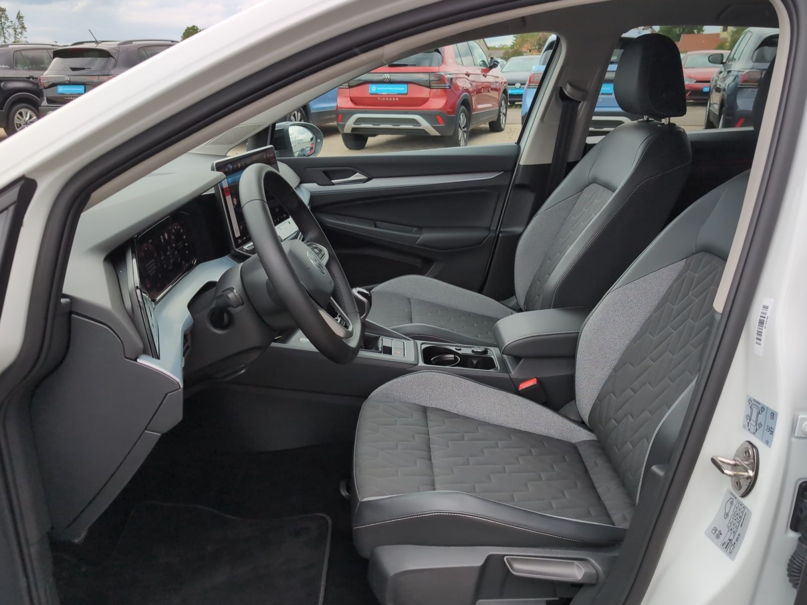 Volkswagen Golf - Bild 10