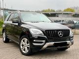 Mercedes-Benz ML 350 BlueTEC 4MATIC-SHZ/AHK/PDC/TÜV-NEU - Mercedes-Benz ML 350 in Hannover