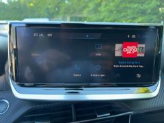 Foto Nummer 18: PEUGEOT 2008