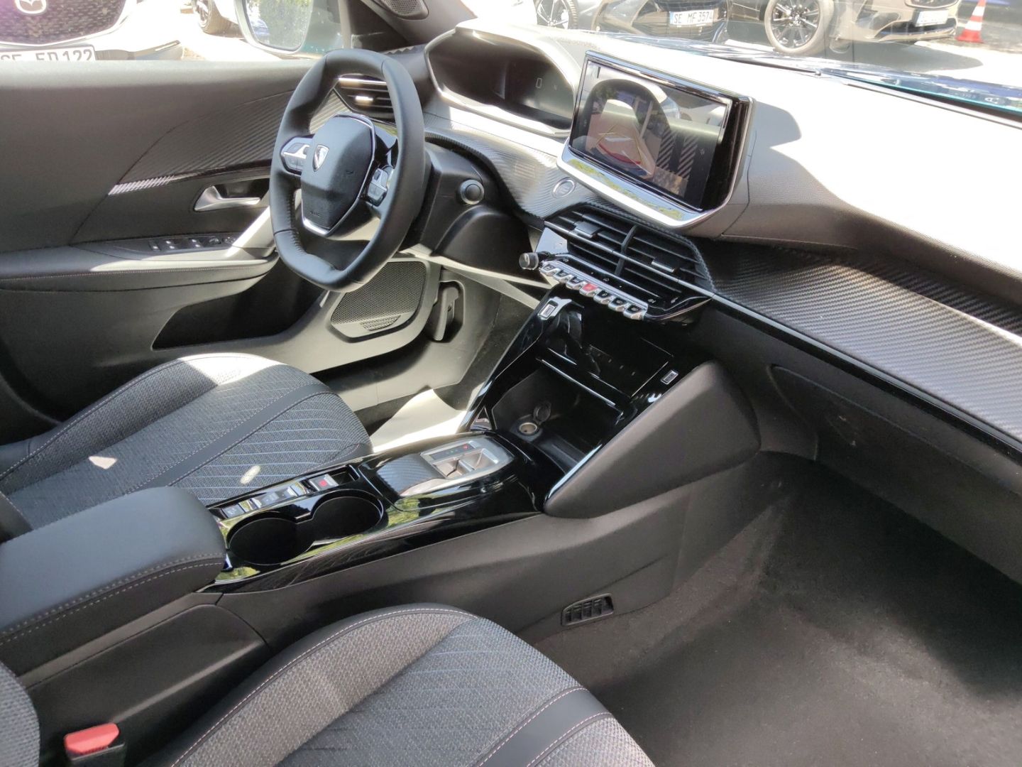 Peugeot 2008 - Bild 23
