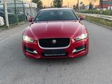 Jaguar XE 20d 180PS R-Sport Automatik - rote Jaguar XE
