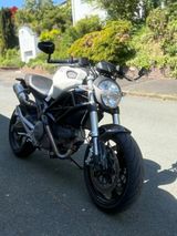 Ducati Monster 696 - Angebote entsprechen deinen Suchkriterien