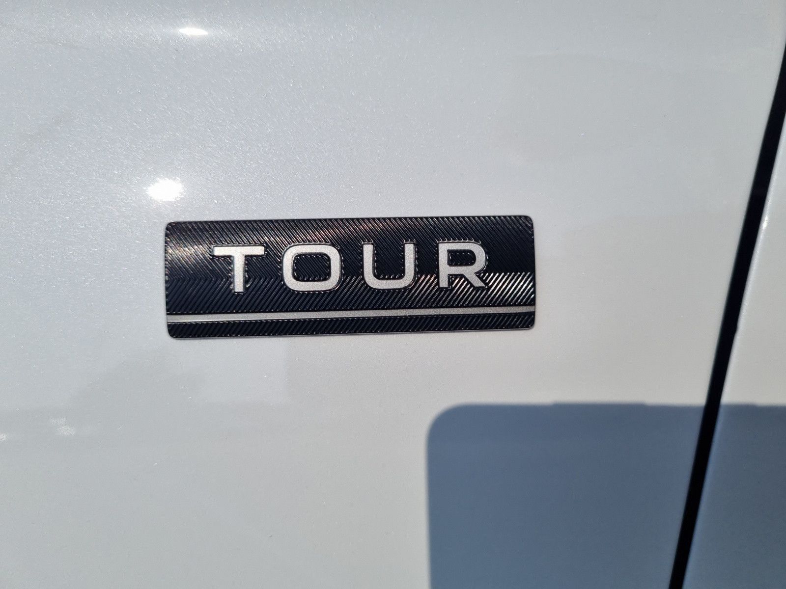 Fahrzeugabbildung SKODA Fabia Tour 1,0 TSI 85KW/115PS WINTER DesignLodge