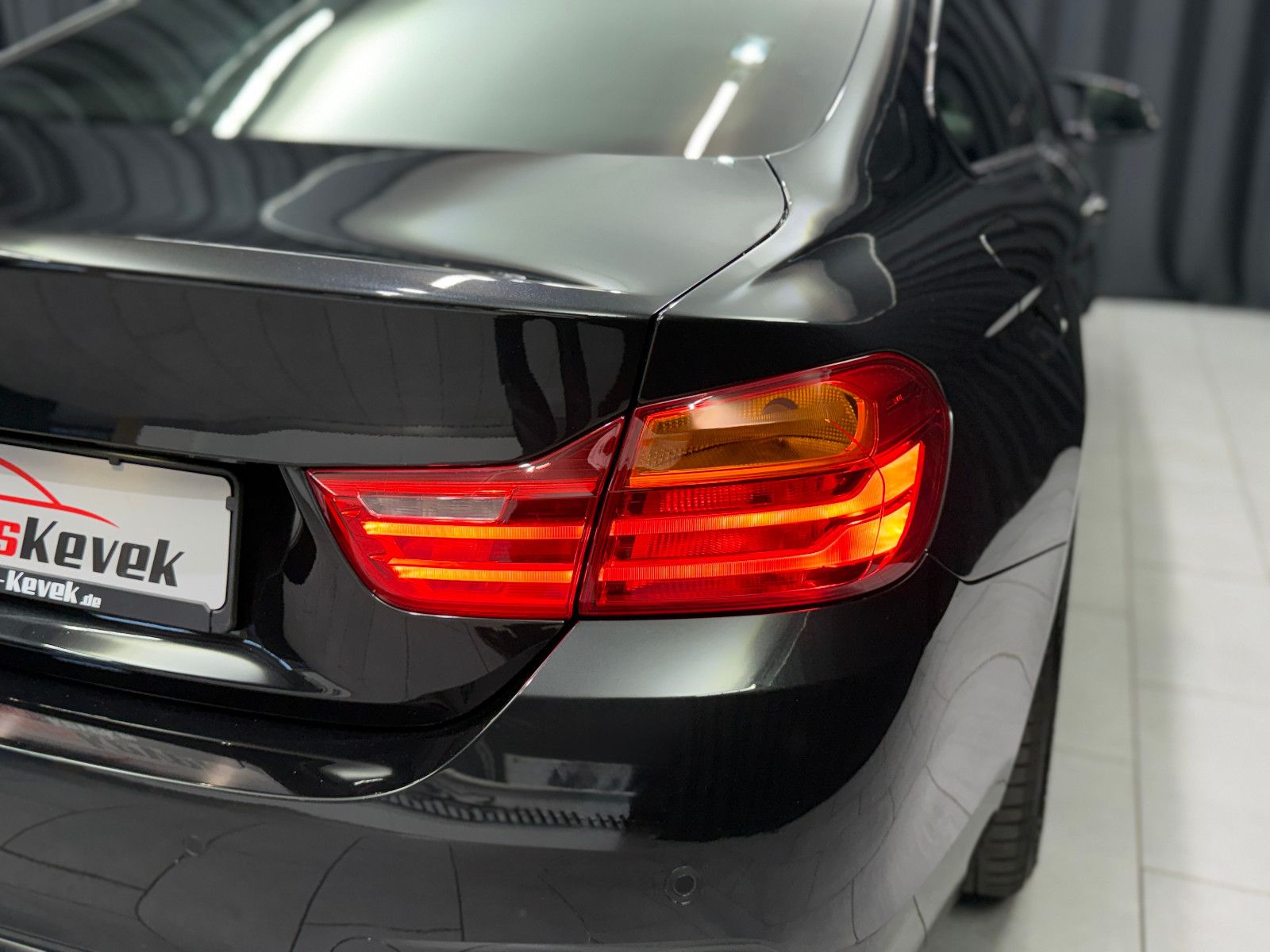 Fahrzeugabbildung BMW 435 i Coupe|SCHALTER|M-Performance|HIFI|LEDER