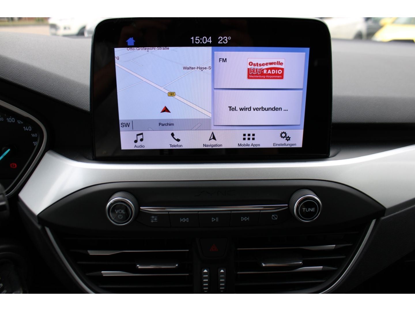 FORD Focus Turnier Cool&Connect 1.0 EcoBoost Navi AHK - Image 21