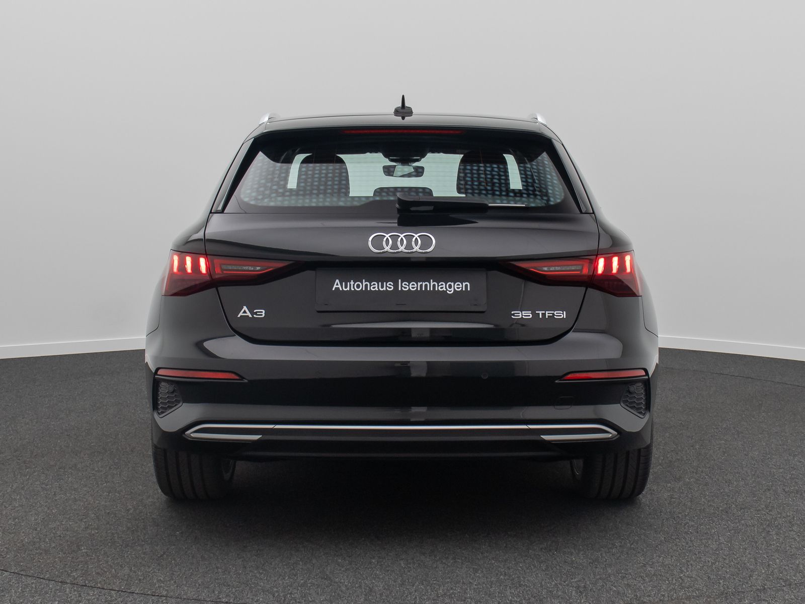 Fahrzeugabbildung Audi A3 35 TFSI Sportback LED PDC Sound Tempomat AHK