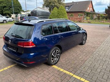 Volkswagen Golf - 5