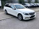Mercedes-Benz C 200 T CDI BlueEfficiency Xenon, Comand, PDC, - Mercedes-Benz C 200 aus 2011 mit Diesel-Antrieb: Kombi
