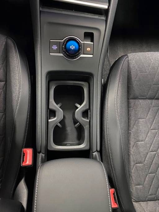 Fahrzeugabbildung Volkswagen Tiguan 1.5 eTSI OPF DSG+AHK + NAVI+PARKASSISTENT