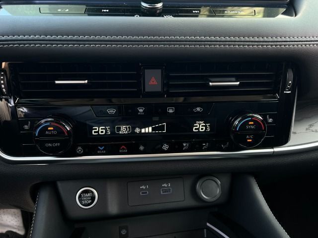 Fahrzeugabbildung Nissan X-Trail 1.5 VC-T Tekna Xtronic Leder*HUD*AFA*19`