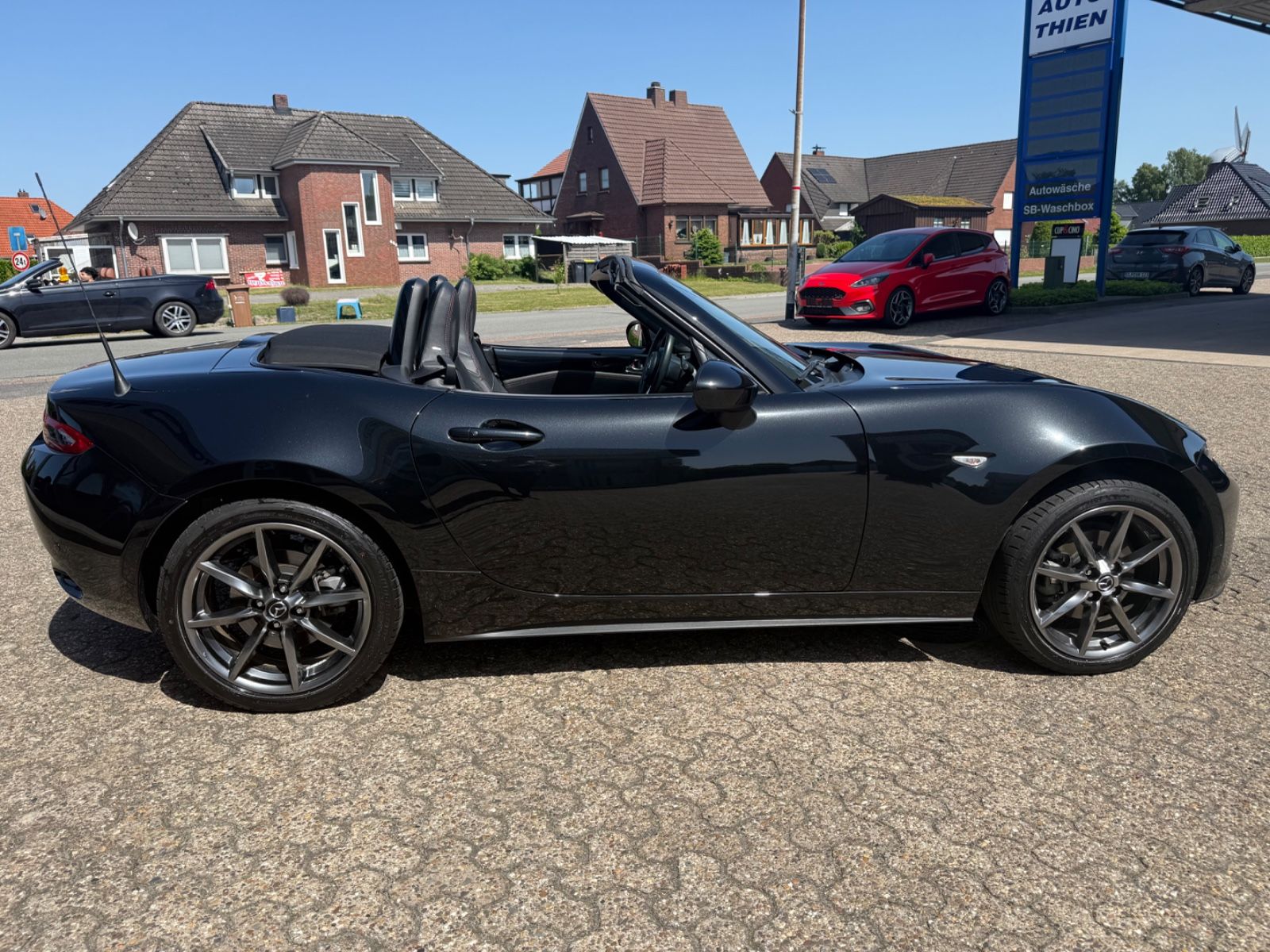 Fahrzeugabbildung Mazda MX-5 Sports-Line 2.0 SKYACTIV-G 160 Bose/LED