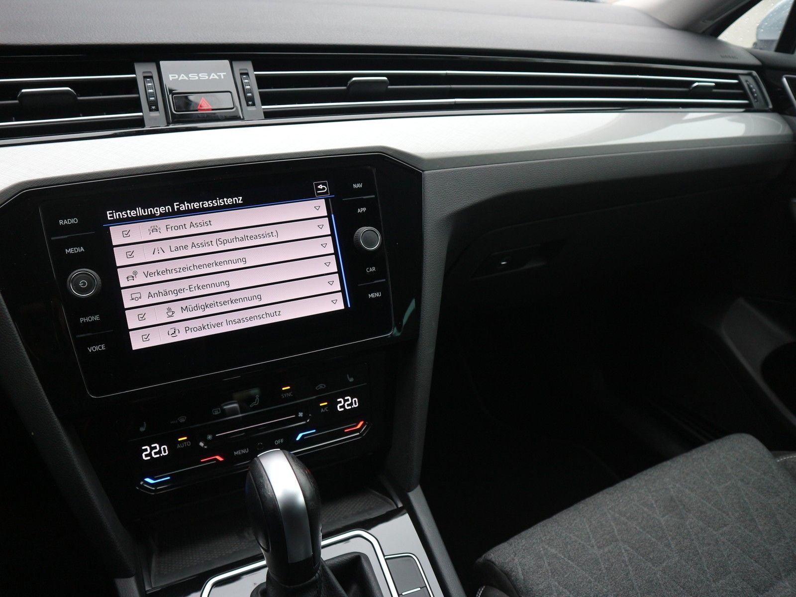 Volkswagen Passat - Bild 18