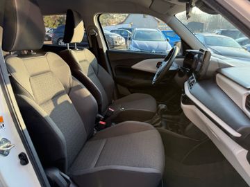 Bild 20 Suzuki Swift 1.2 Dualjet Hybrid 61 kW Club