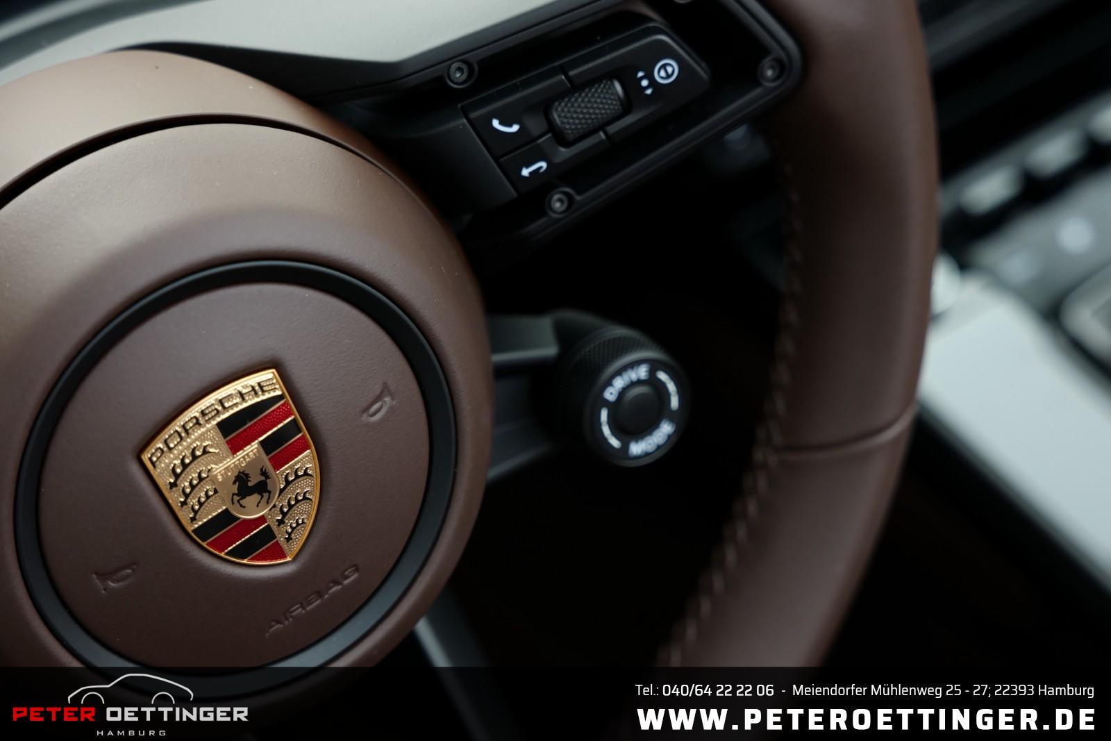 Porsche 992 Carrera 4 GTS Cabrio 1. Hand Porsche Approve