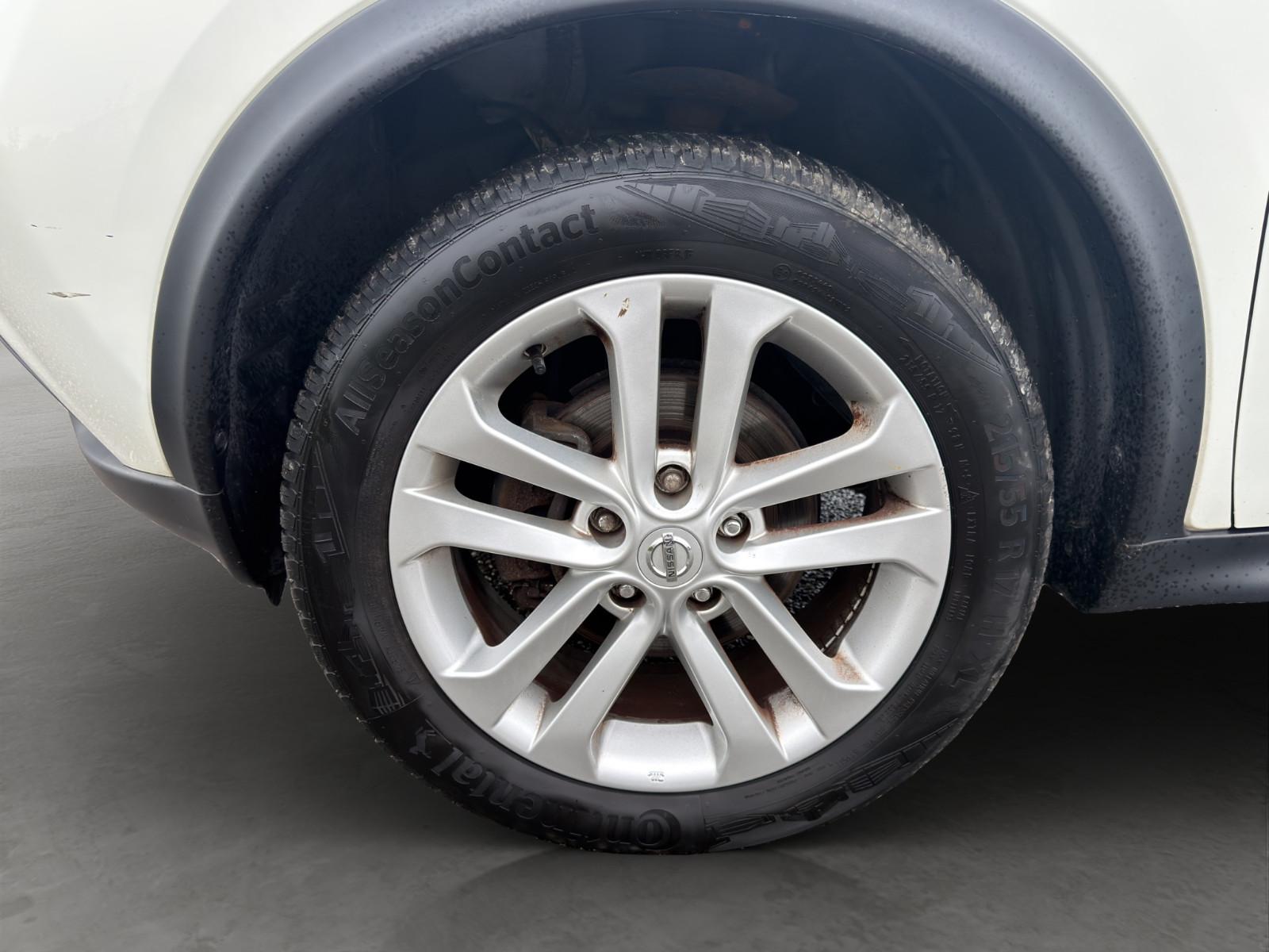 Nissan Juke 1.2 SITZH LED NAV KAM GJR TÜV+Insp. NEU 17'