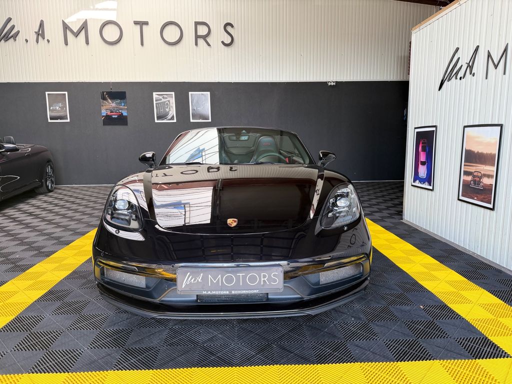 PORSCHE 718 Boxster/GTS 4.0/APPROV/GTS PAKET/BOSE/SP.CHR PORSCHE 718 Boxster/GTS 4.0/APPROV/GTS PAKET/BOSE/SP.CHR