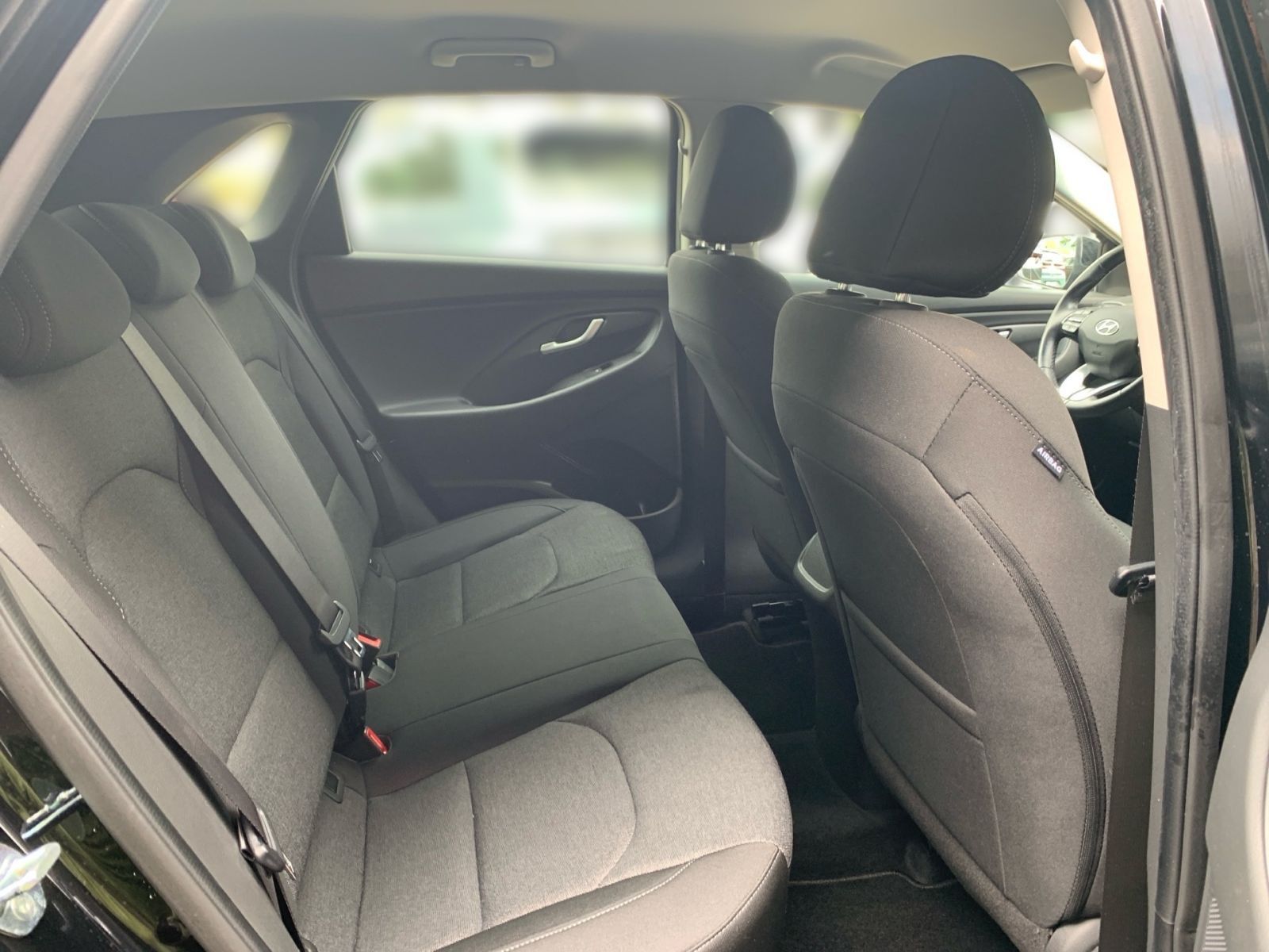 Fahrzeugabbildung Hyundai i30 1.0 T-GDI Edition 30 8x bereift