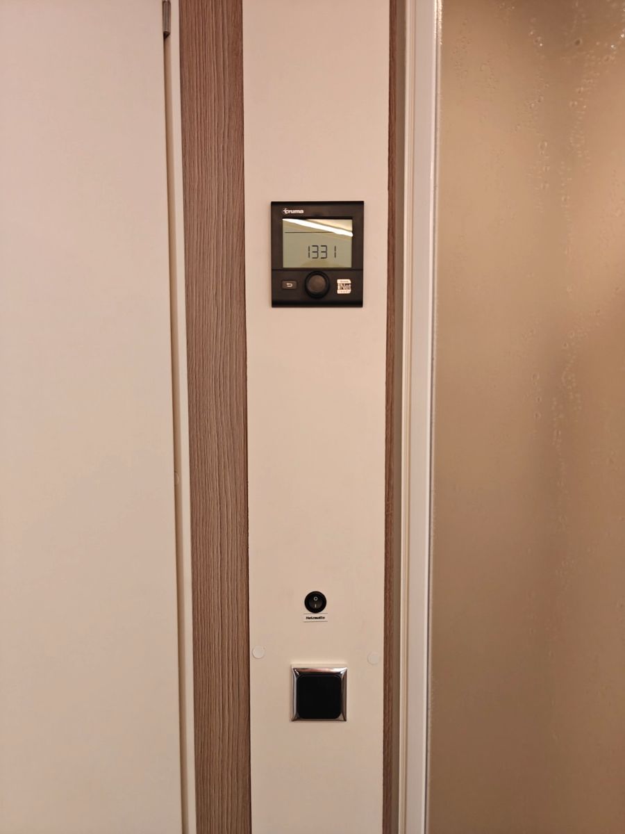 Fahrzeugabbildung XGO Dynamic 95 P Plus - Luftfeder, 2x Solar, SAT, TV