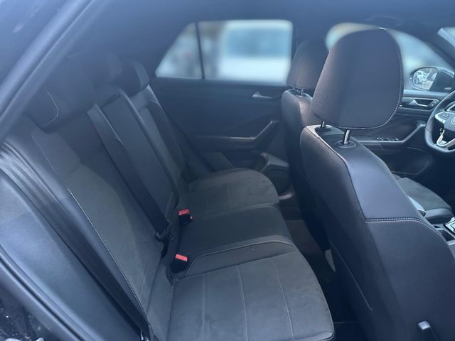 T-Roc R-Line 1.5 TSI DSG LED Navi AHK Climatroni