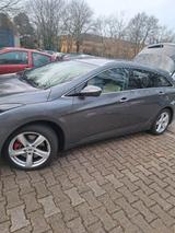 Hyundai Huindoi i 40 - Hyundai i40 in Duisburg