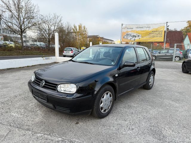 Volkswagen Golf 1.6 SR Lim. Special Automatik Klima SHZ Tüv