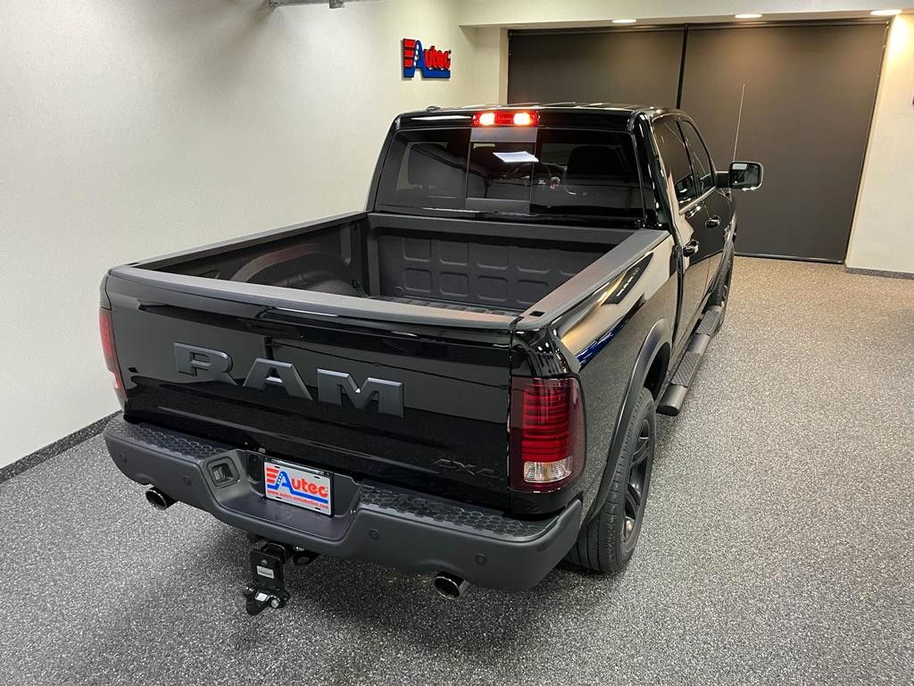 Fahrzeugabbildung Dodge 2023 WARLOCK CREW CAB HEMI 4x4 LPG-SOFORT!