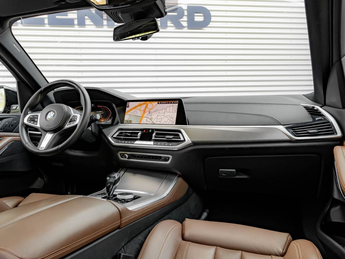 BMW X5 xDrive40i M-Sport - Skylounge - Adaptive Air foto 4