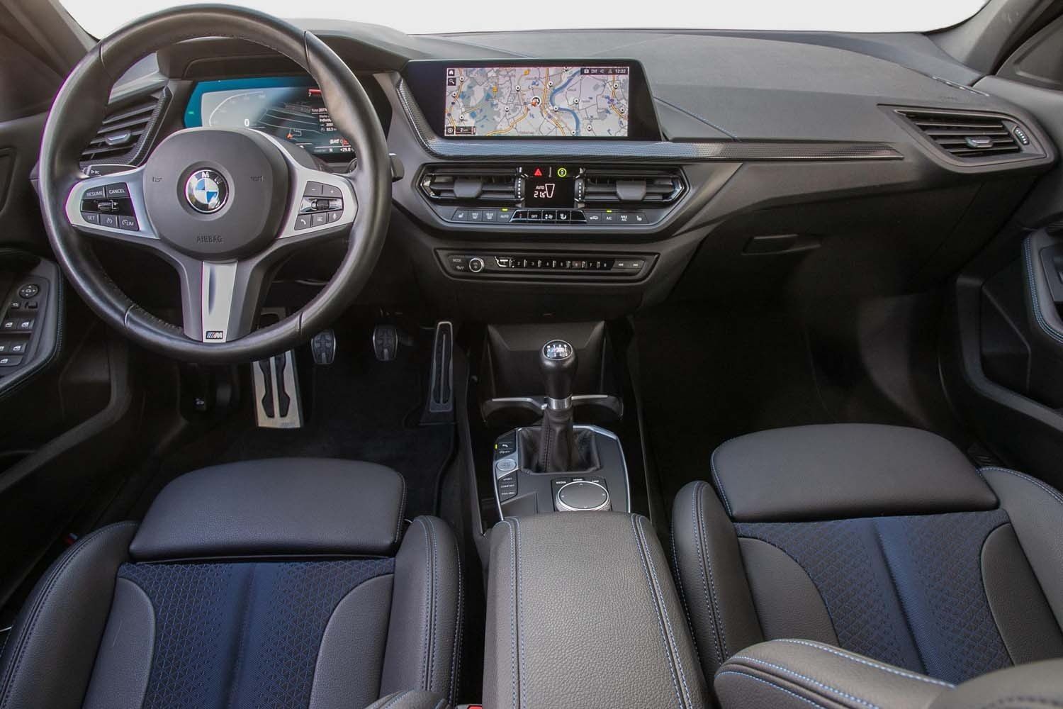 BMW 118i M Sportpaket Navi LED PDC Sitzhzg foto 5