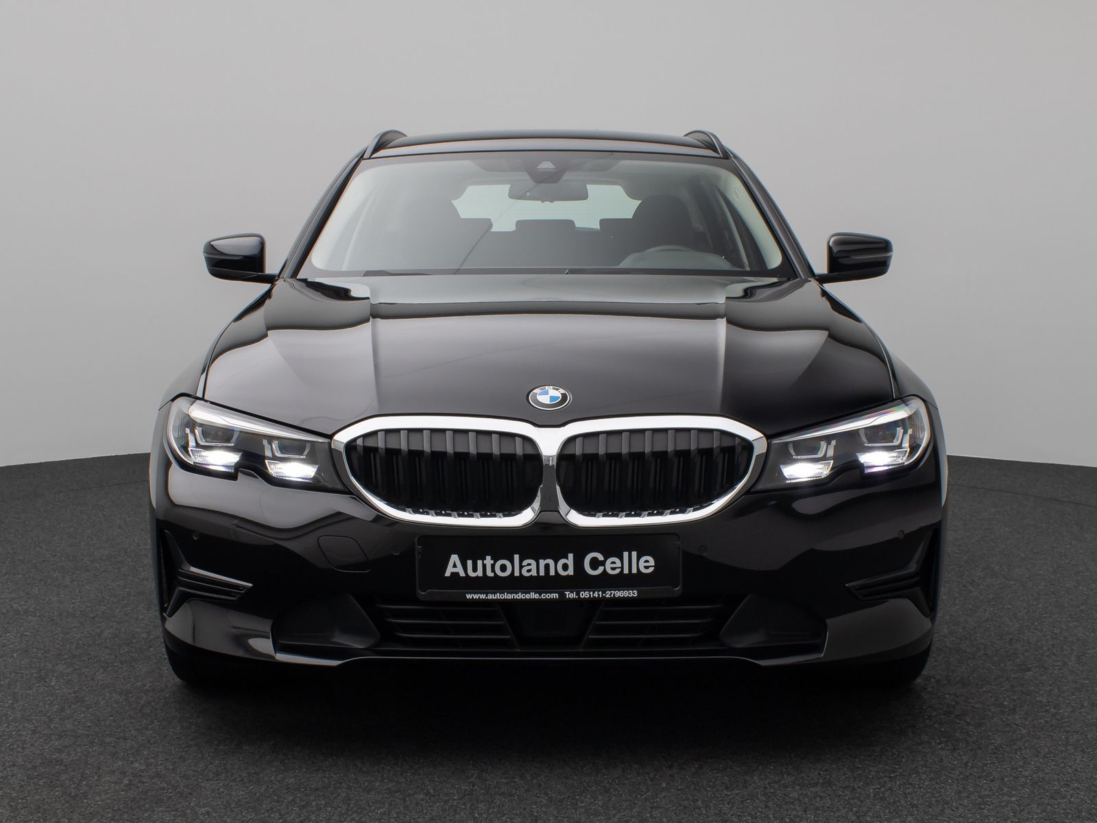 Fahrzeugabbildung BMW 320d Alarm PDC Stop&GO DAB AHK HiFi Fernlich LED