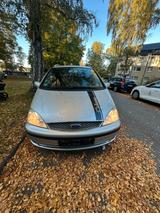 Ford Galaxy ( 7 Sitzer ) - Ford Galaxy aus 2005 mit Diesel-Antrieb