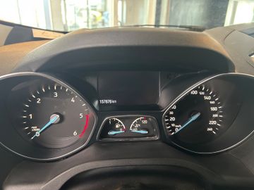Ford Kuga - 11