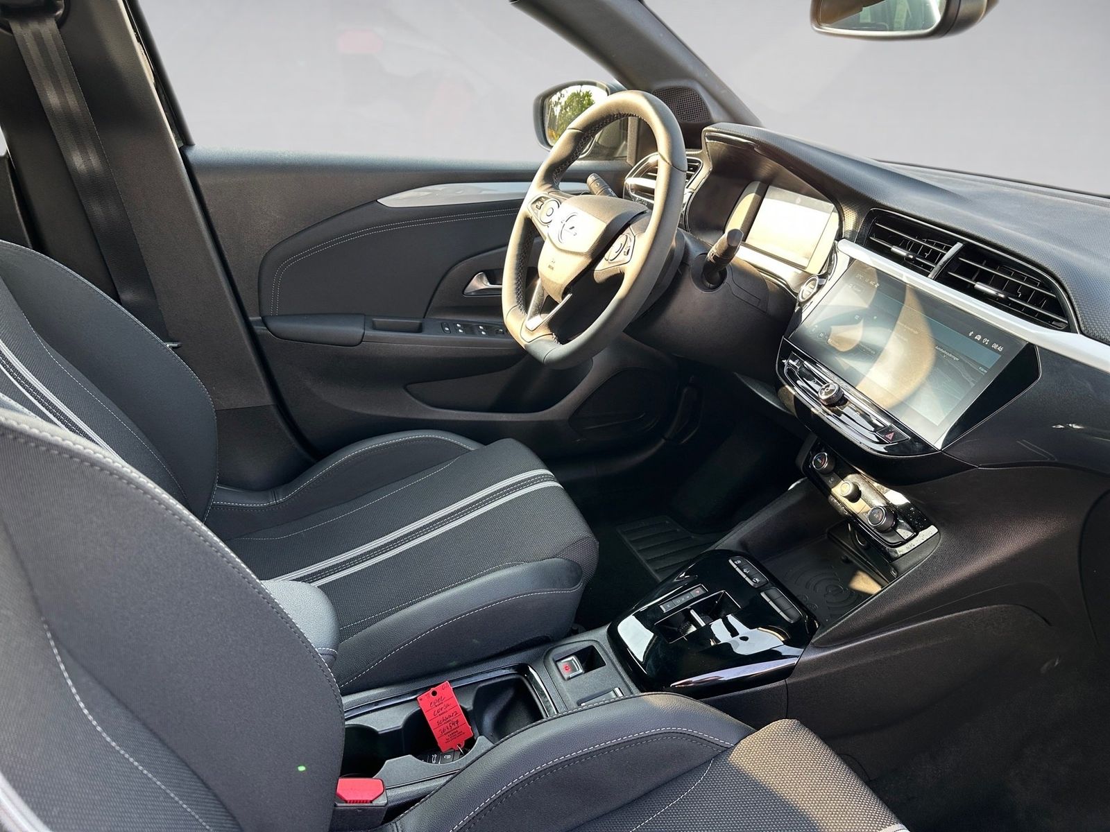 Fahrzeugabbildung Opel CORSA (P2JO)
