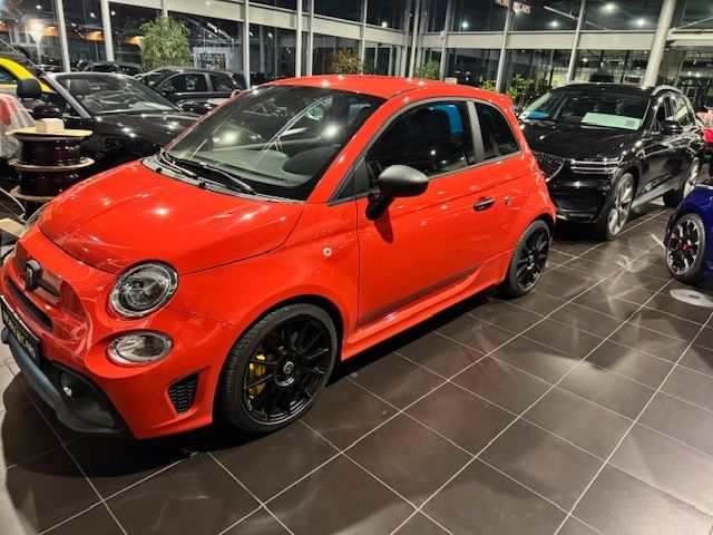 Fahrzeugabbildung Abarth 695 Autom. Beats Navi Carplay PDC