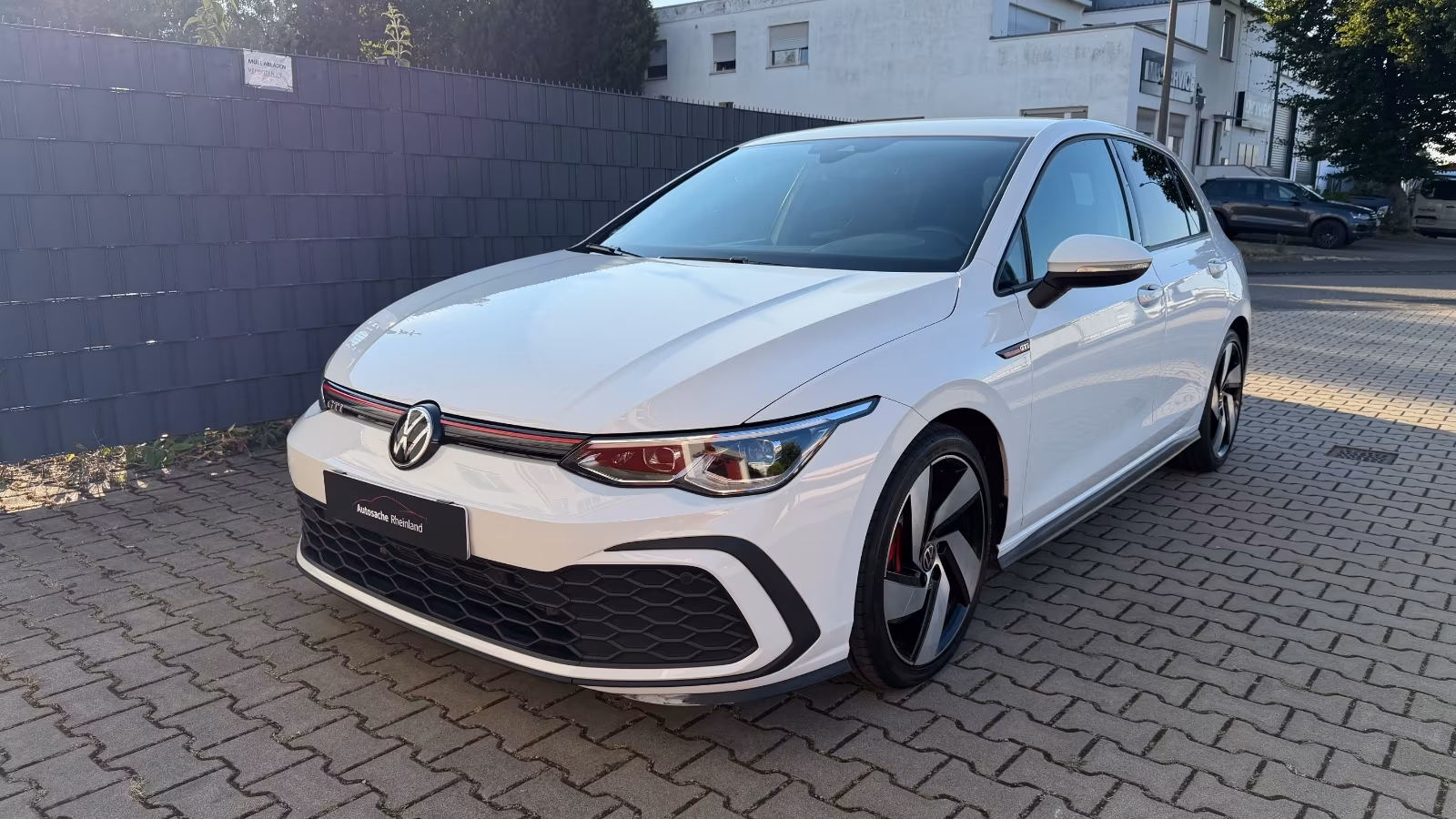 Volkswagen Golf VIII 2.0 GTI DSG*2.Hd*LED*Garantie*