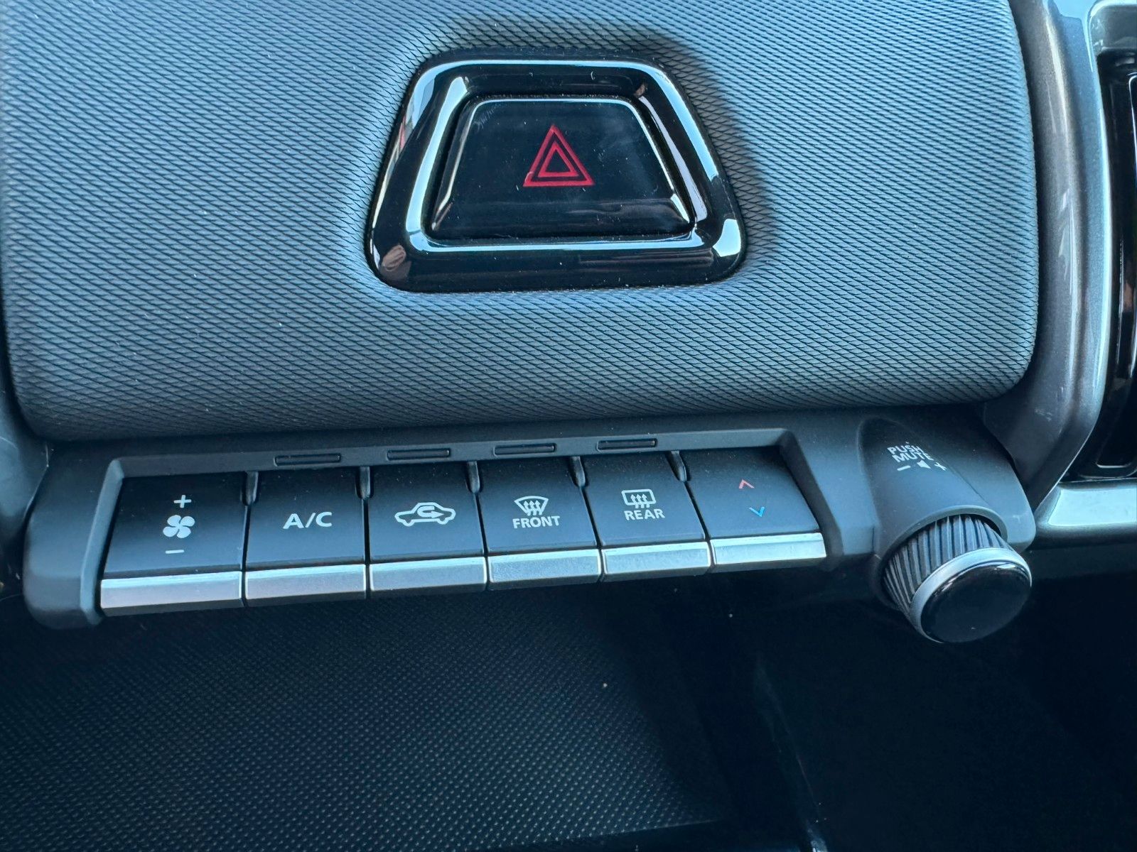 Suzuki e Vitara - Bild 26