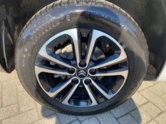 CITROEN Berlingo 1.5  Shine Automatik/Rückfahrkamera