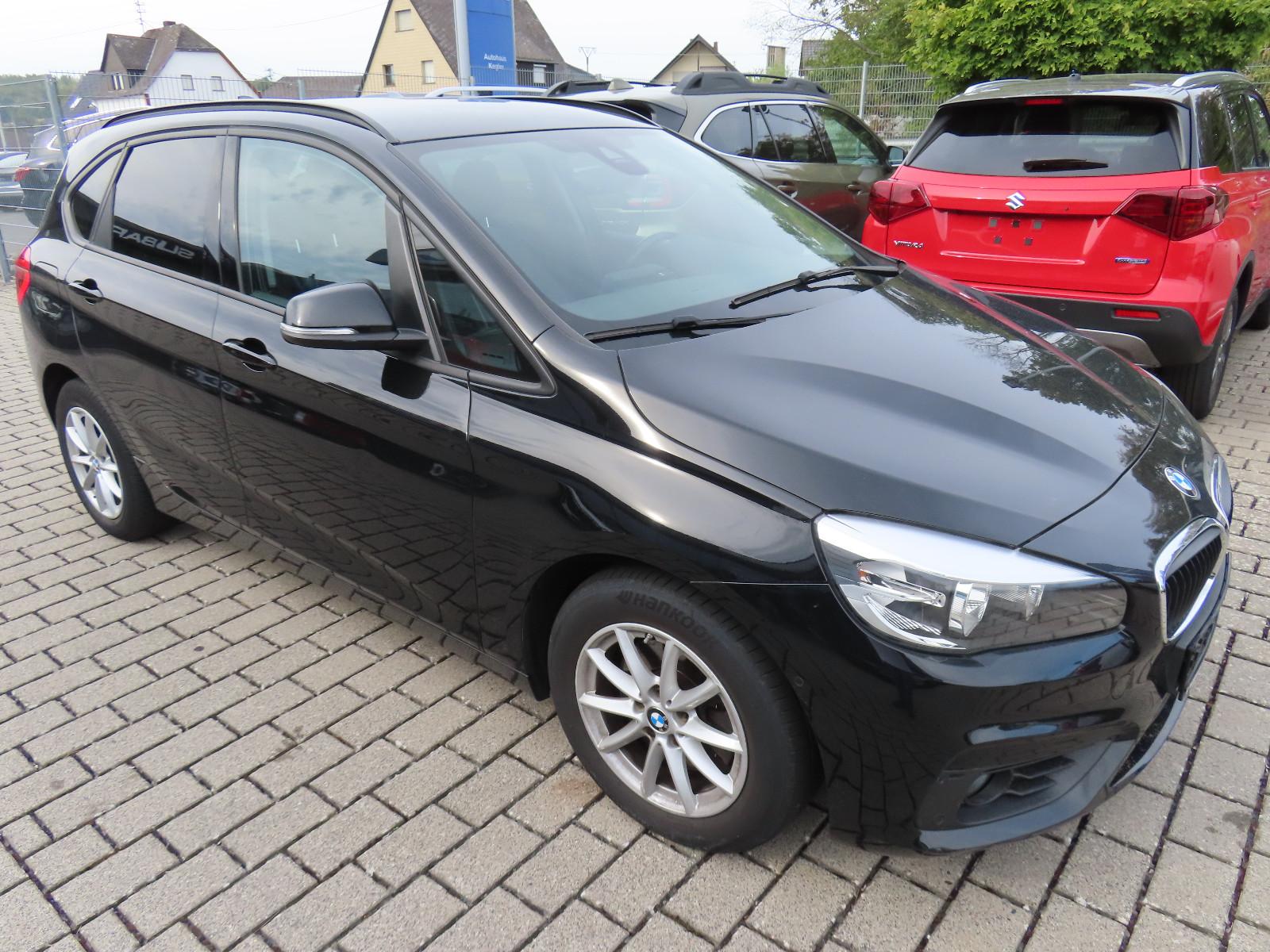 BMW 218 i Active Tourer  Advantage
